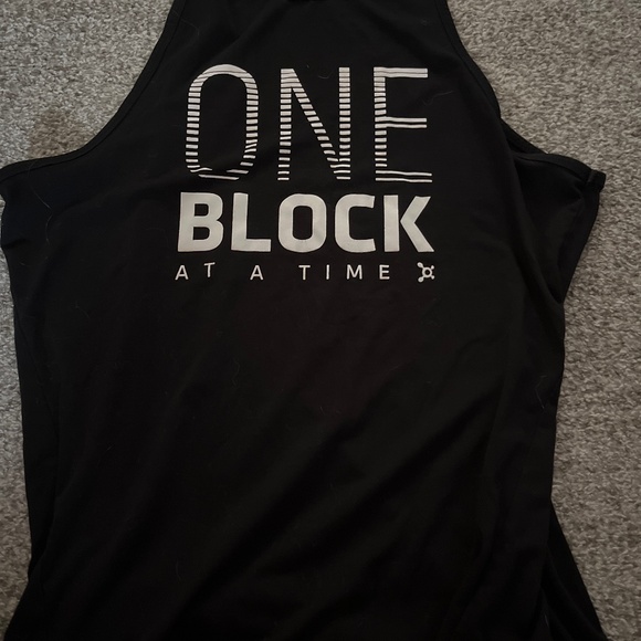 Orangetheory Tanks - Picture 1 of 7